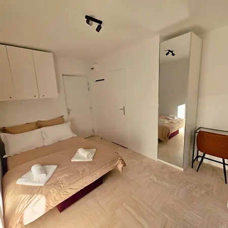 Gæstehus Forest Suites, 12 Studios, Paris Et