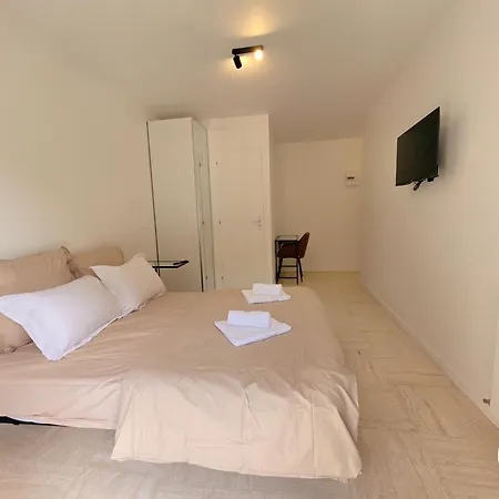 Gæstehus Forest Suites, 12 Studios, Paris Et 3*