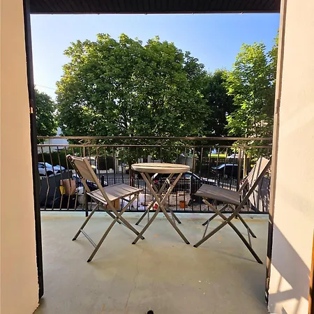 Forest Suites, 12 Studios, Paris Et 3* Noisy-le-Grand