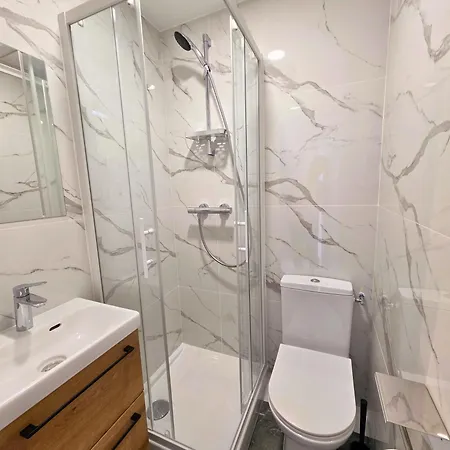 Pensionat Forest Suites, 12 Studios, Paris Et Noisy-le-Grand