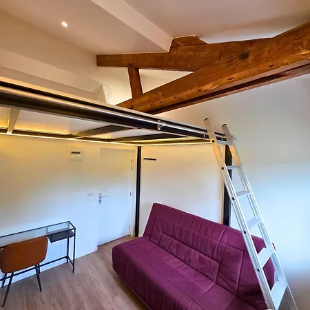 Forest Suites, 12 Studios, Paris Et Pensionat