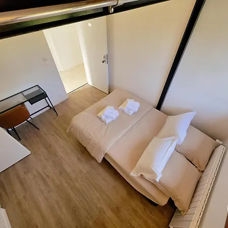 Forest Suites, 12 Studios, Paris Et Noisy-le-Grand