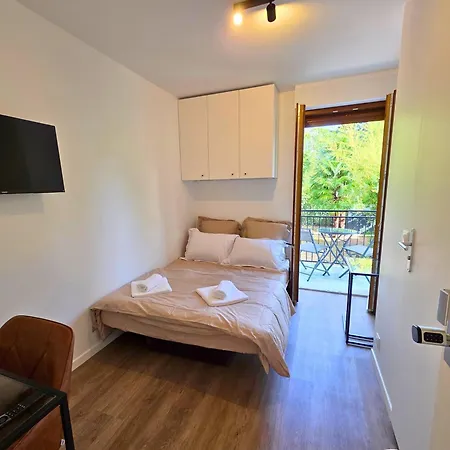 Forest Suites, 12 Studios, Paris Et Pensionat Noisy-le-Grand